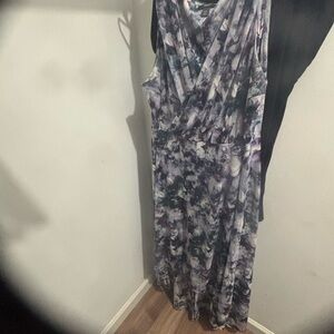 Simply Vera Vera Wang Abstract Purple Maxi Dress